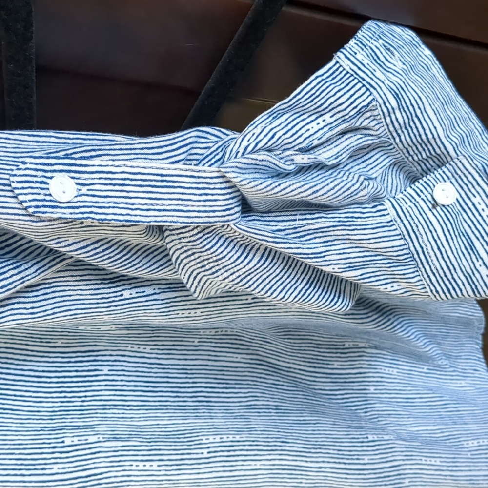 Shirt - Picture 4 of 4